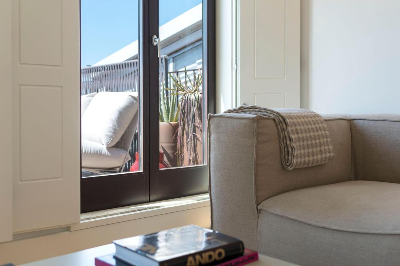 Boavista Penthouse W/ 2 Balconies & Ac By Lovelystay Porto Exterior photo